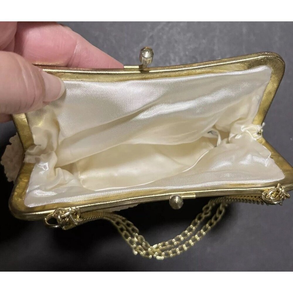 La Regale White Evening Bag Purse Vintage Beaded White Gold Tone Chain Clutch​ - Picture 4 of 9
